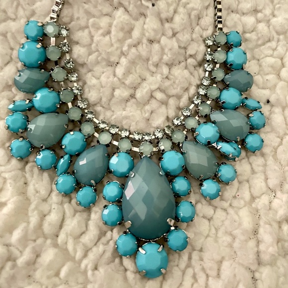 🌹2 NEW BEAUTIFUL STATEMENT NECKLACES🎋 - Picture 2 of 7